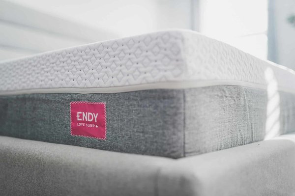 Quels sont les critères pour choisir un matelas hypoallergénique?
