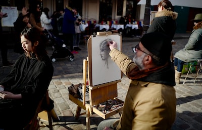 Dessiner sur un papier noir : Comment s’y prendre