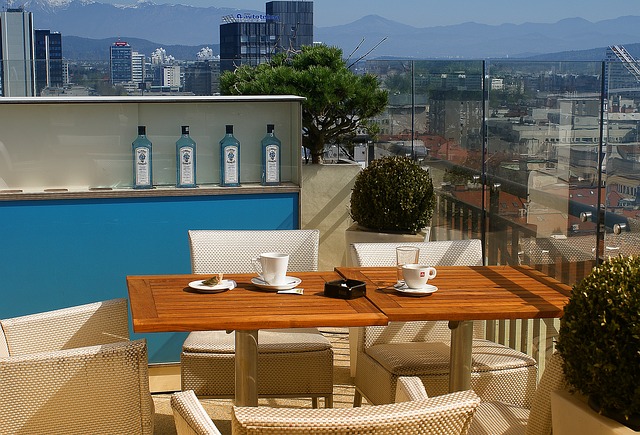 Comment choisir un garde-corps de terrasse en verre ?