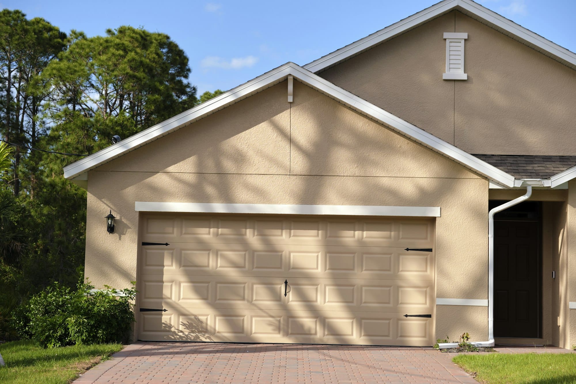 Garage en bois :  quelques conseils pour le renforcer